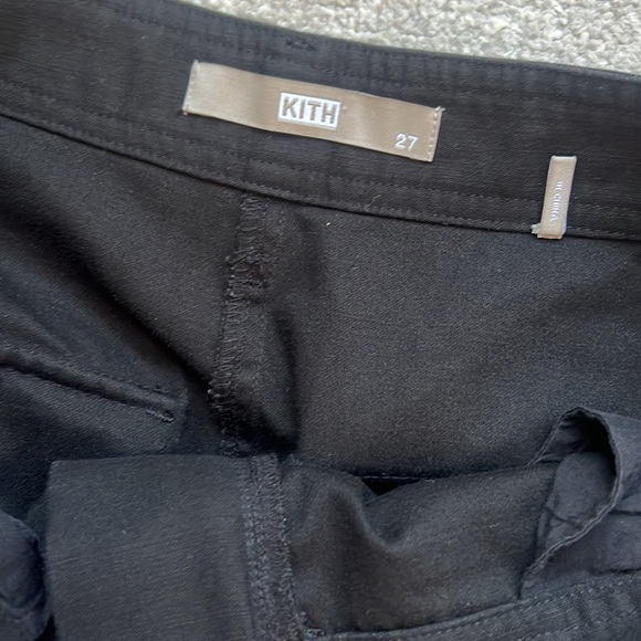 Kith black cotton cargo! Omg! Adjustable at the bottom. Oversized fit. - Picture 6 of 10